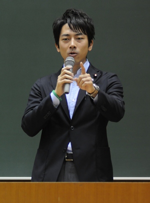 2011.7.koizumi.jpg